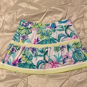 Lilly Pulitzer mermaid print luxletic skort in XXS